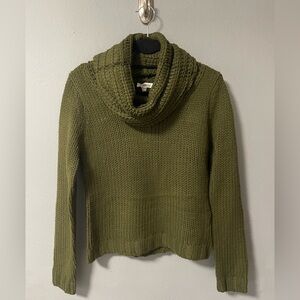 NWT Miracle Chunky Cable Knit Cowl Neck Sweater in Olive. Size S/M